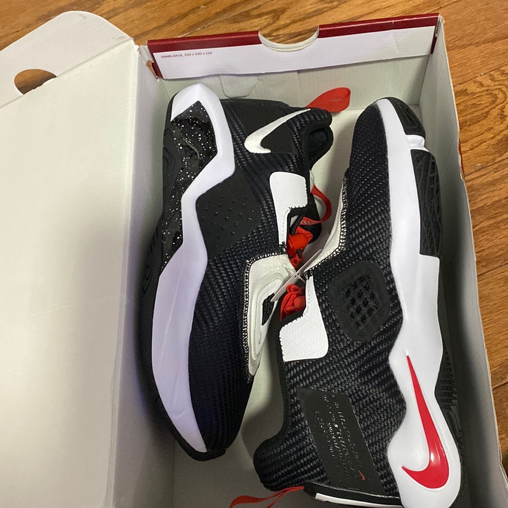 LEBRON SOLDIER XIV (GS)